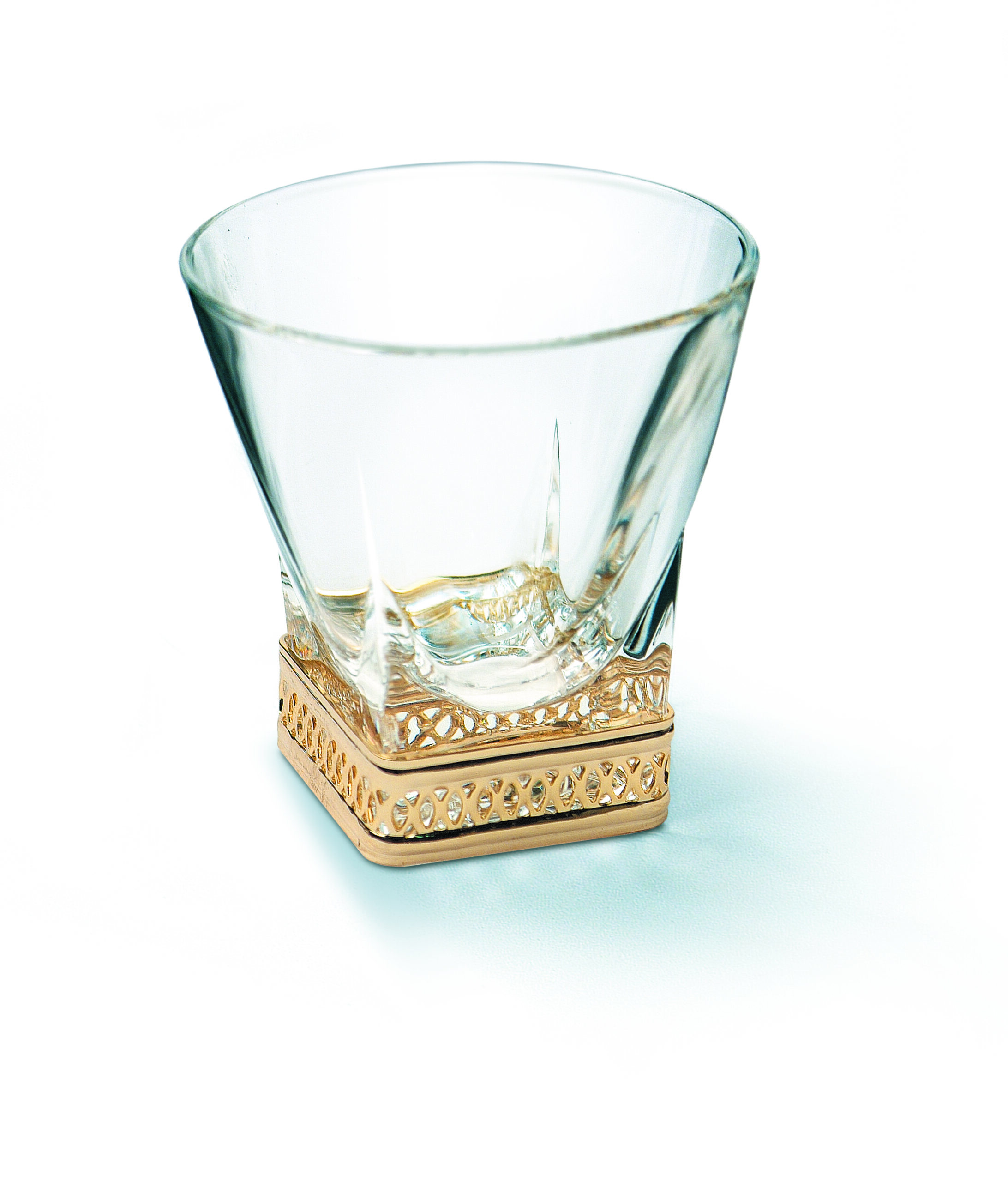 Chinelli pitsid, kullatud