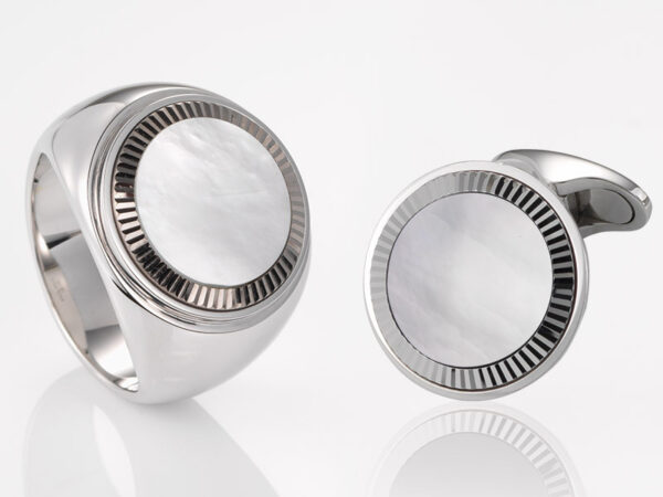 ek_ringeE0F46D41-08F0-70D9-DDC1-1E86D55DAA09