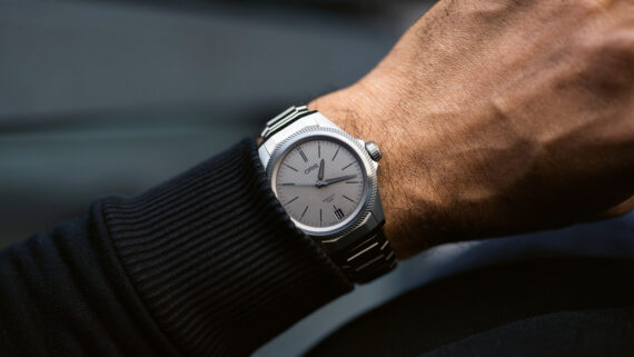 Propilot X 400 wrist-grey-1-ds