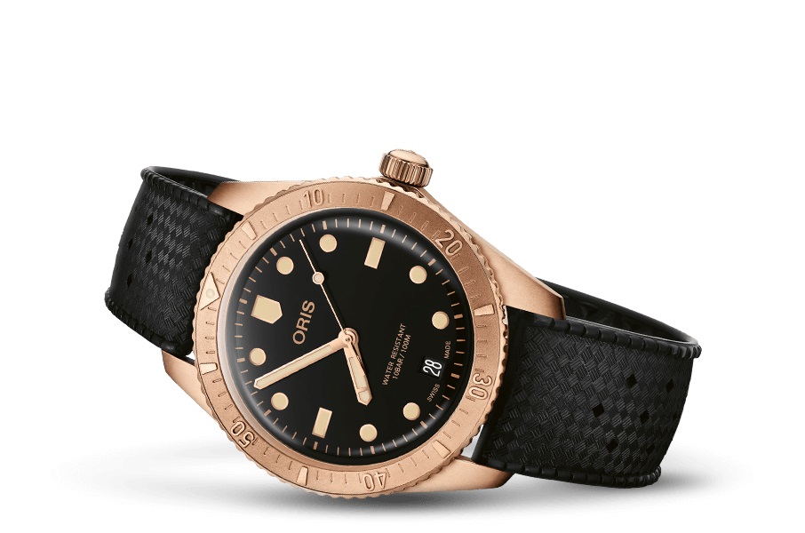 DIVERS SIXTY-FIVE DATE 38 mm